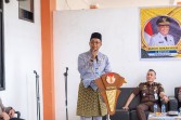 Jhony Charles Minta Taruna Jadi Teladan Anak-Anak Rohil
