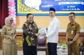 Mengejar Tunggakan PKB di Kota Dumai Senilai 28 Miliar Rupiah, Plt. Gubri SF Hariyanto Serahkan Data Tunggakan ke Wako Paisal