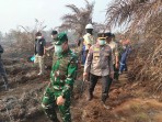 Pangdam TT dan Kapolda Riau Tinjau Karhutla di Dayun Siak