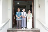 Bupati Herman dan Ketua TP-PKK Inhil Lepas Keberangkatan Arifa Rahma Maulydha ke Jakarta, Wakili Riau sebagai Paskibraka Nasional 2026