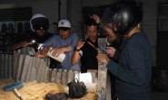 Polisi Gerebek Kampung Dalam Pekanbaru, Narkoba Disimpan dalam Tanah Timbun