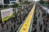 Non APBD, Pemko Sajikan Kue Talam Durian Sepanjang 1 KM untuk Warga di HUT Pekanbaru Ke-242