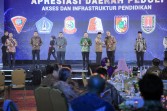 Wali Kota Pekanbaru Raih Penghargaan Peduli Akses dan Infrastruktur Pendidikan 2026
