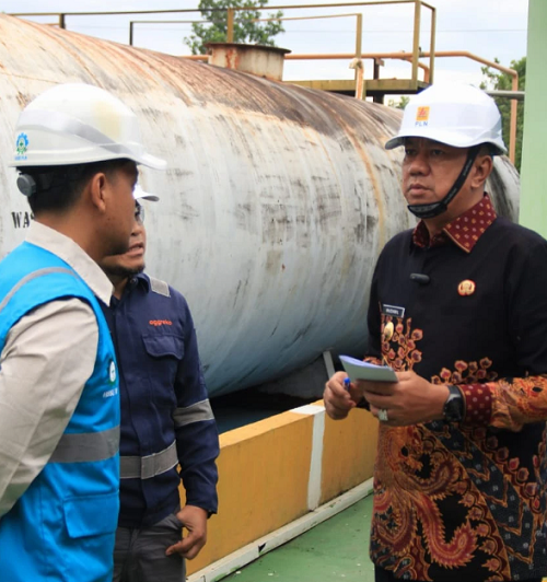Respon Keluhan Masyarakat, Wabup Muzamil Tinjau Pembangkit Listrik PLN Selatpanjang