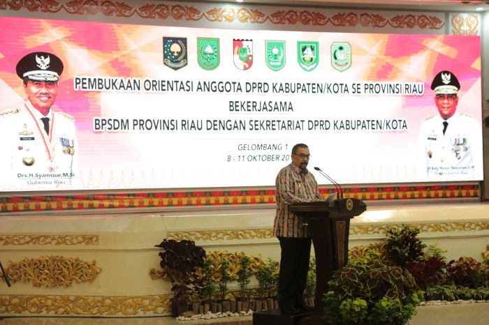 480 Anggota DPRD Kab/Kota Se Riau Diberi Pembekalan Tugas