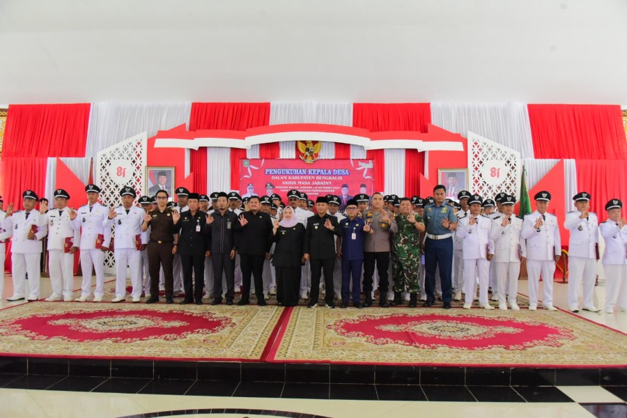 Perpanjangan Masa Jabatan Kepala Desa, Bupati Kasmarni Ingatkan Amanah Tak Boleh Diselewengkan