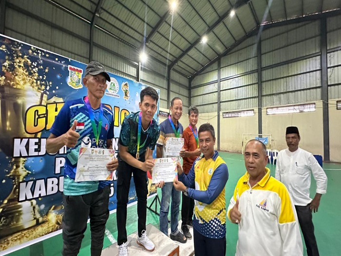 Bupati Tutup Kejurkab Tenis Meja Kampar