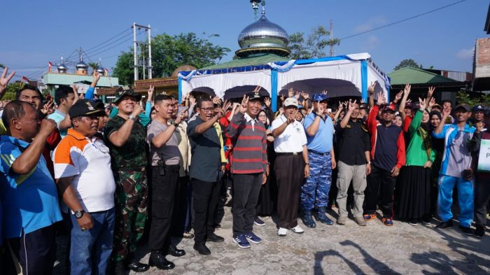 Sambut HUT ke-235, Pemko Pekanbaru Gelar Aksi Bersih Sungai Siak
