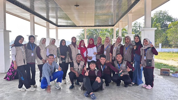 Mahasiswa KKN Universitas Pahlawan Tuanku Tambusai Di Desa Batu Belah, Gelar Senam Bersama Masyarakat