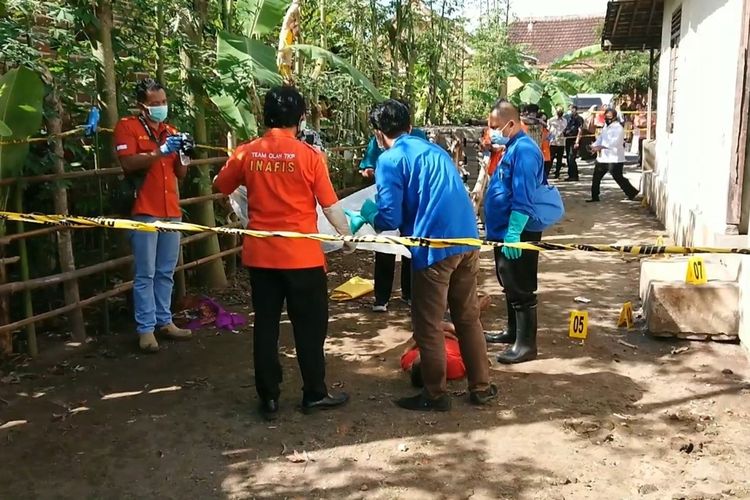 Usai Membunuh Ayahnya, Pelaku Peluk Mayat Korban Sambil Menangis, Ini Kata Polisi 