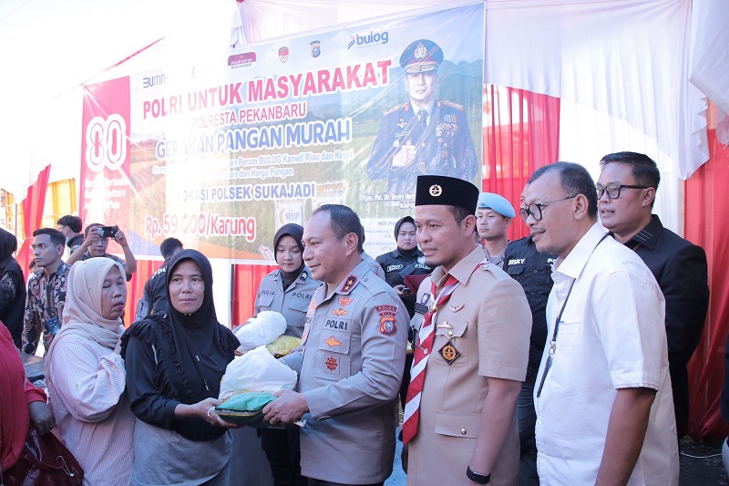 Kapolda Luncurkan GPM  Sinergi Bulog dan Polda Riau  di Seluruh Polsek