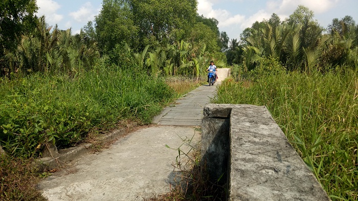 Awas! Kondisi Jembatan Sungai Pinggan Rusak Parah, Bahaya Mengintai Pengendara