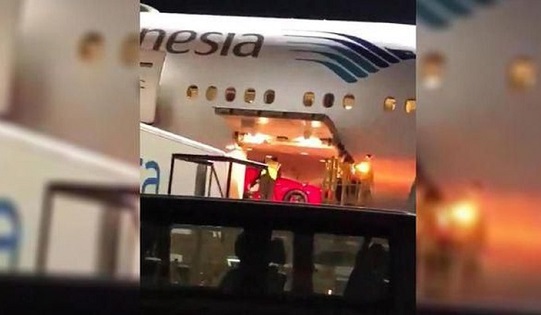 Setelah Harley, Giliran Supercar Terlihat di  Pesawat Garuda, Kata Manajemen Begini...
