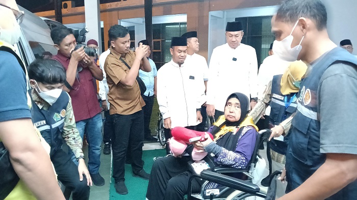 443 Jemaah Haji Meranti dan Rohul Tiba di Batam Dinihari Tadi
