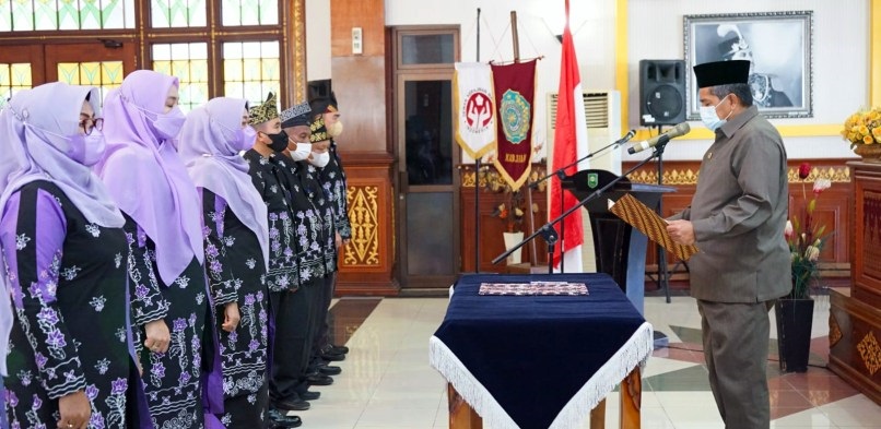 Bupati Lantik Pengurus Dekranasda dan TP PKK Kabupaten Siak