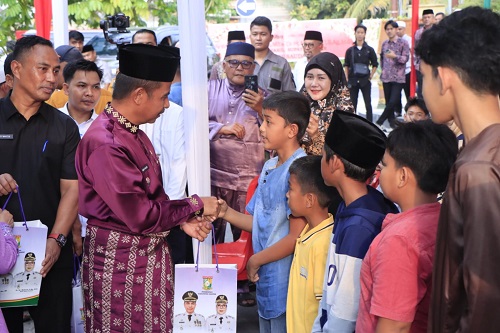 Ribuan Masyarakat Hadiri Buka Puasa Bersama Bupati dan Wakil Bupati Kampar