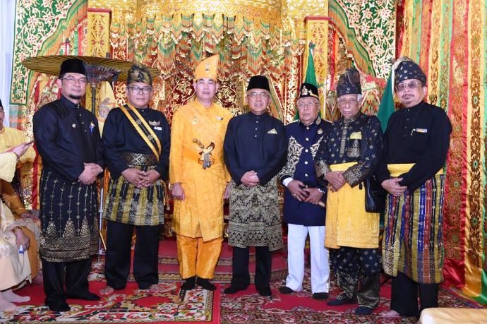 75 TAHUN TERPUTUS... Kini, Tengku Muhammad Nizar Jadi Raja Baru di Kerajaan Gunung Sahilan