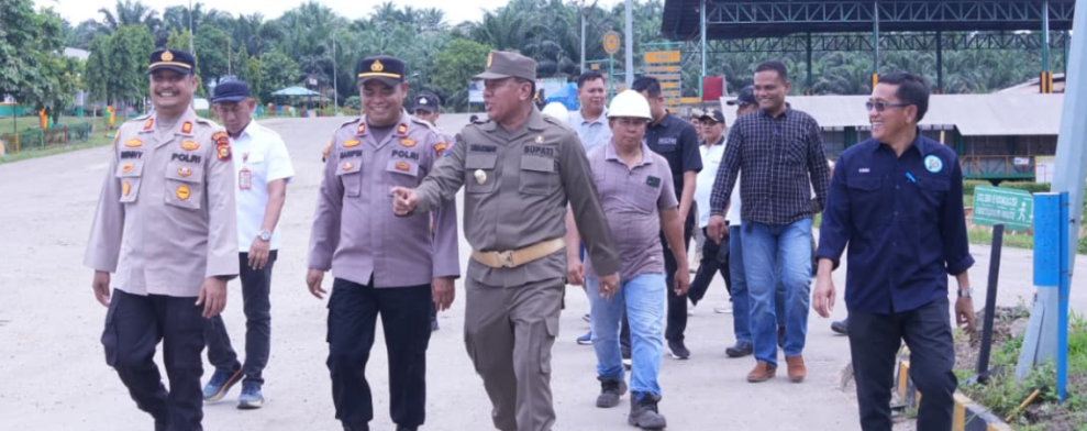 Bupati Kuansing Segel dan Cabut Izin PT Gemilang Sawit Lestari: Tegakkan Hukum, Lindungi Lingkungan