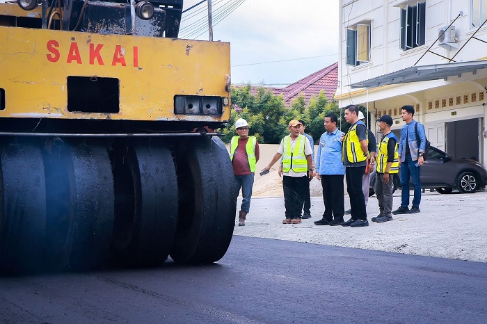 Awal Tahun, Pemko Pekanbaru Targetkan Perbaiki 17 Ruas Jalan