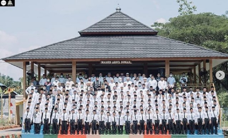 Resmikan Masjid Abdul Somad, UAS: Makmurkan Masjid, Dunia Bahagia, Akhirat Masuk Syurga...