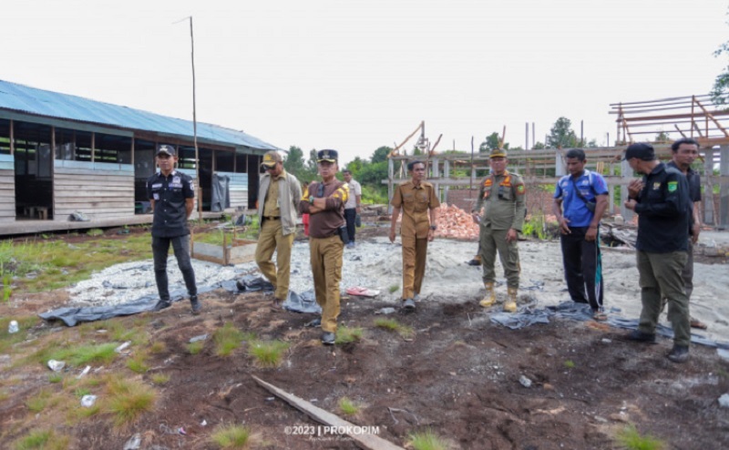 Plt. Bupati Meranti Sampai Prihatin dan Minta Maaf pada Warga Desa Nerlang
