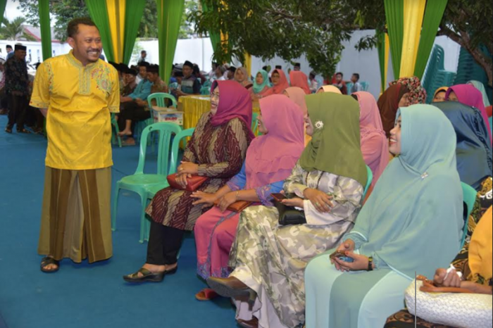 Wabup Catur Sugeng Buka Bersama Warga Muara Mahat