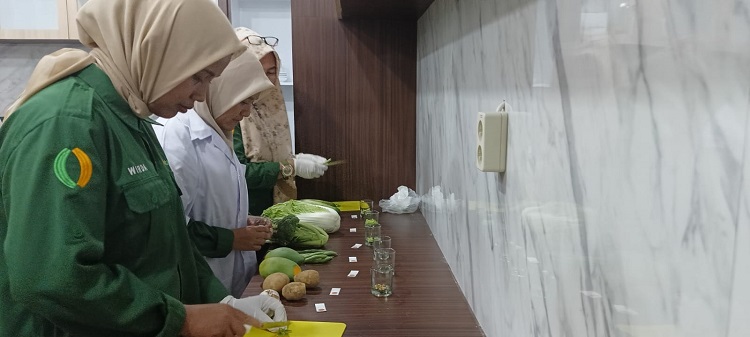 DKP  Lakukan Uji Residu 15 Sampel Komoditas Pangan di Pekanbaru