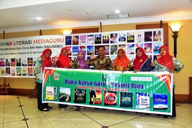 Wabup Rosmam Hadiri Peluncuran Karya Satu Guru Satu Buku di Jakarta