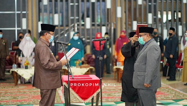 Dilantik Bupati, Fauzar Gantikan Said Syarifuddin sebagai Penjabat Sekretaris Daerah Inhil