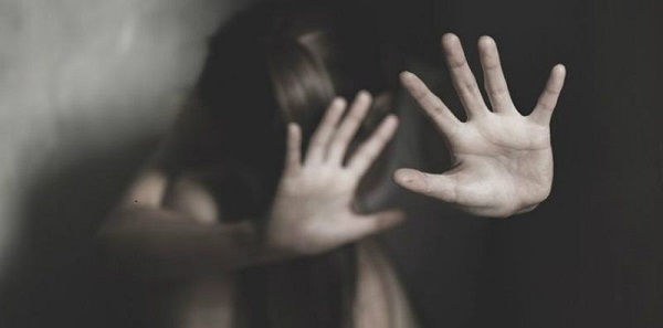 Tega, Bocah 13 Tahun di Inhu Melahirkan di Kamar Mandi Setelah Jadi Korban Pencabulan oleh Ayah Tiri