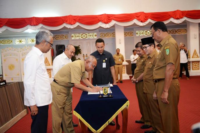 Tandatangani MoU, Gubri dan Kementerian PUPR Sepakati Pembangunan SPAM Durolis