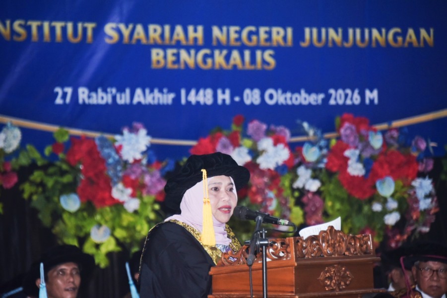 Bupati Bengkalis Hadiri Wisuda XVIII Sarjana dan Pascasarjana IsNJ