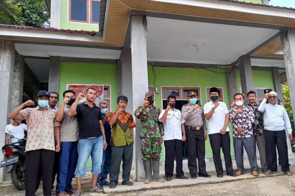 Sempat Ditutup, Kantor Kepala Desa Kembali Dibuka, Masyarakat Sikijang Minta Maaf