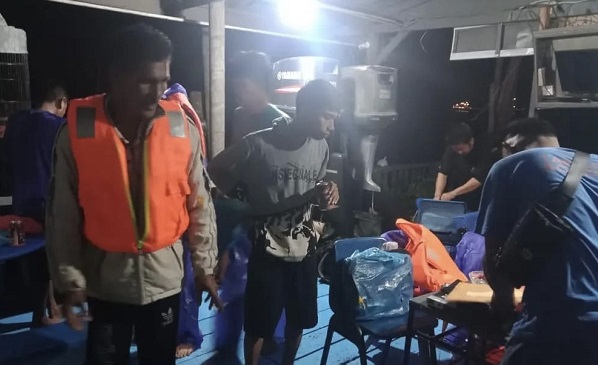 Kapal Bermuatan 680 Ton Semen Tenggelam Di Perairan Meranti, 9 Orang ABK Selamat
