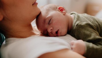 Cara Alami dan Tradisional untuk Menangani Bayi Pilek Hidung Tersumbat  dan Batuk, Mama Muda Perlu Tahu Nih...