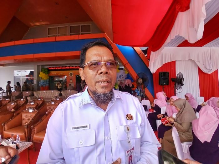 Pemko Pekanbaru Terima Tiga Sertifikat Aset Tanah dari BPN