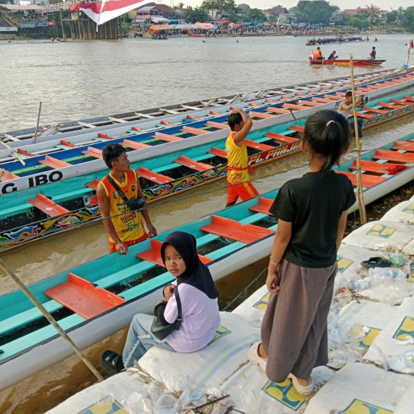 Hari Ke Tiga pacu Jalur Tepian Narosa, Menyisahkan 57 Jalur yang berhasil melaju ke hari Ke Empat
