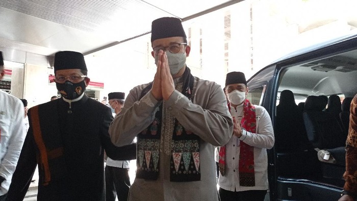 Anies-Riza Datangi Istiqlal Cek Kesiapan Gelar Ibadah di Bulan Ramadhan