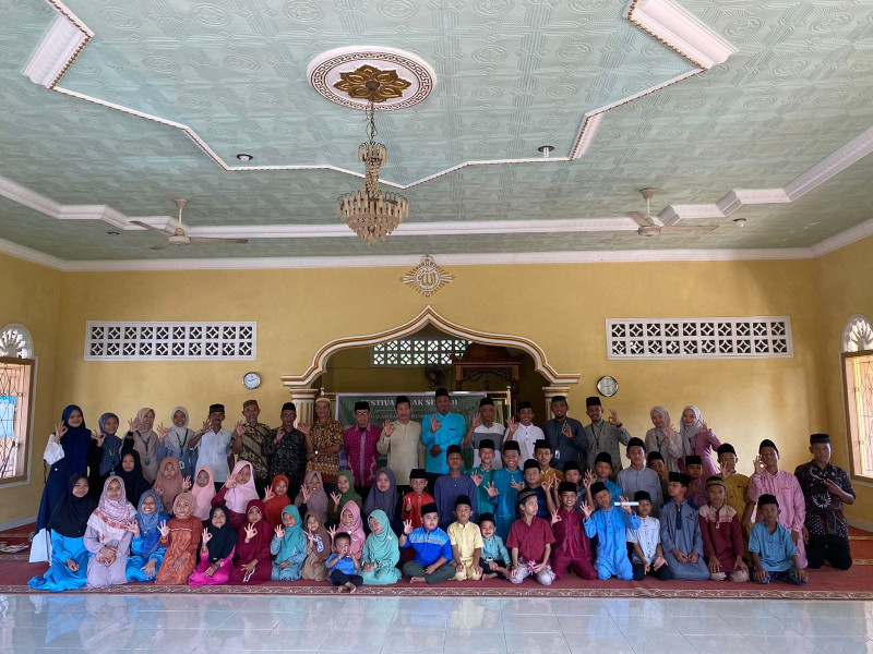 Mahasiswa KKN Suska Riau Taja Festival Anak Sholeh