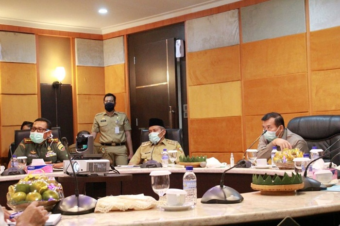 Walikota Pekanbaru Minta Camat, Lurah dan Warga Aktifkan Siskamling Secara Maksimal