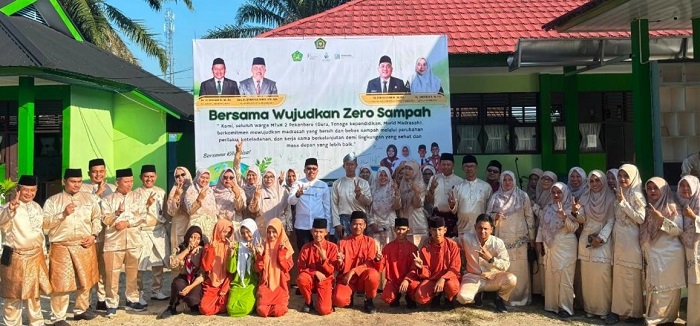 Kakankemenag Pekanbaru Resmikan Program Zero Sampah di  MTsN 2 Pekanbaru