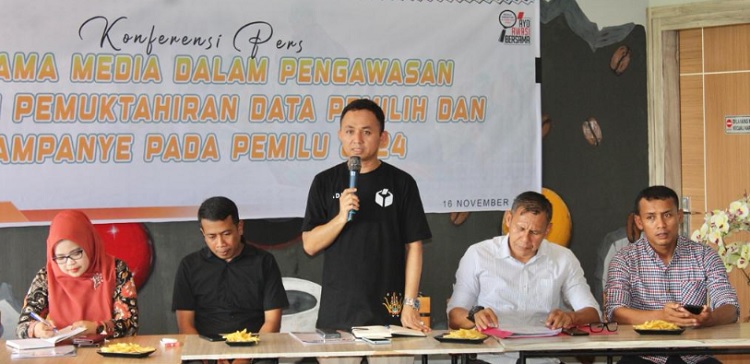 Bawaslu, Polres Kuansing dan Wartawan Komit Lakukan Pengawasan  Tahapan Pemuktahiran Data Pemilih dan Kampanye Pemilu 2024
