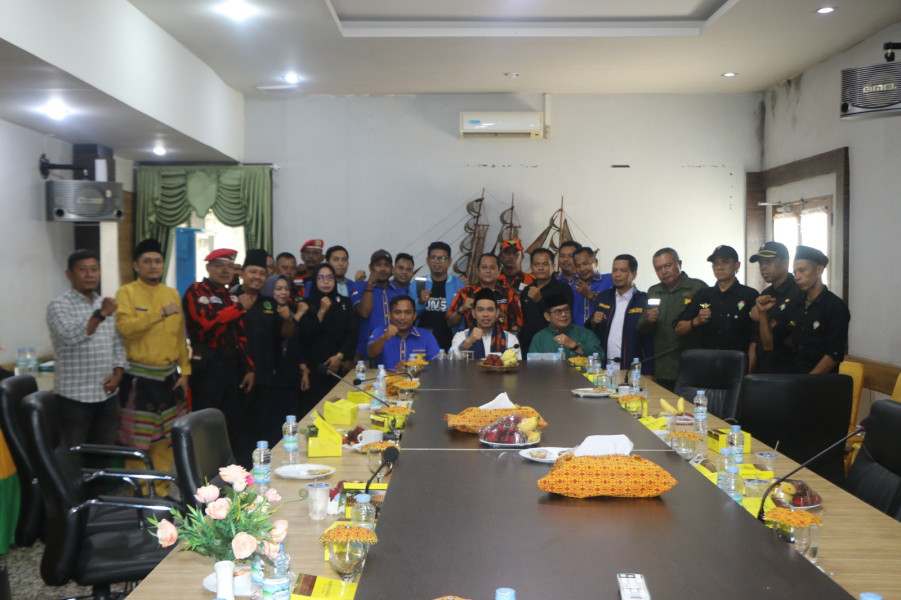 Audiensi Bersama KNPI Dan OKP, Pj Bupati H Erisman Yahya Ajak Jaga Kondusifitas Pilkada