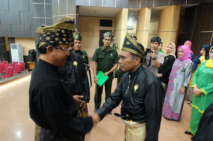 Pelantikan DPD LMR Inhil, Bupati: 'Tak Kan Melayu Hilang Di Bumi, Bumi Bertuah Negeri Beradat'