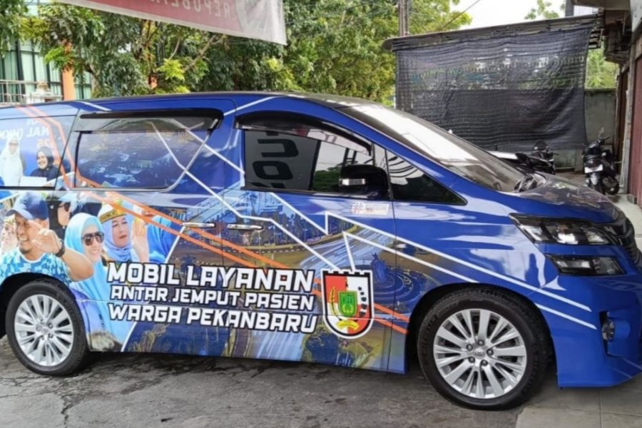 Waw... Alphard Bekas Wali Kota Pekanbaru Jadi Mobil Antar-Jemput Pasien Gratis