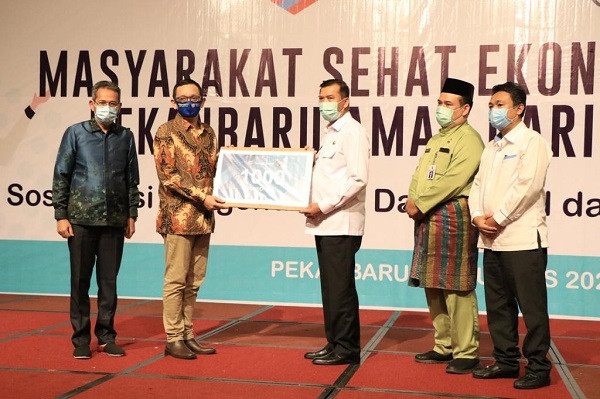 Pemko Pekanbaru Terima Bantuan 1.000 Alat Rapid Test dari Achiko