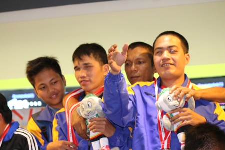 Duet Herbin dan Ishar Berhasil Raih Medali Emas Nomor Double Tenpin Boling