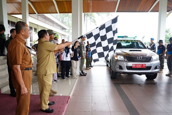 Kepedulian ASN Riau: Bantuan Logistik Berangkat untuk Warga Terdampak Bencana di Aceh, Sumut, dan Sumbar