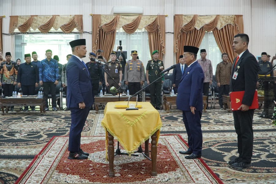 Bupati H. Bistamam Resmi Melantik H. Sarman Syahroni Sebagai Sekda Rokan Hilir Melalui Manajemen Talenta