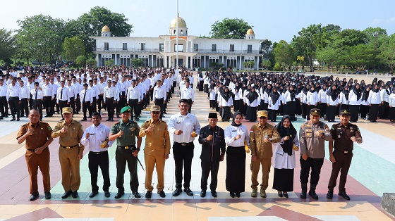 Lantik 1156 PPPK Rokan Hilir, Wabup: Jangan Sampai Terlilit Hutang Demi Gaya